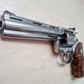 Colt Python .357 Mag 6