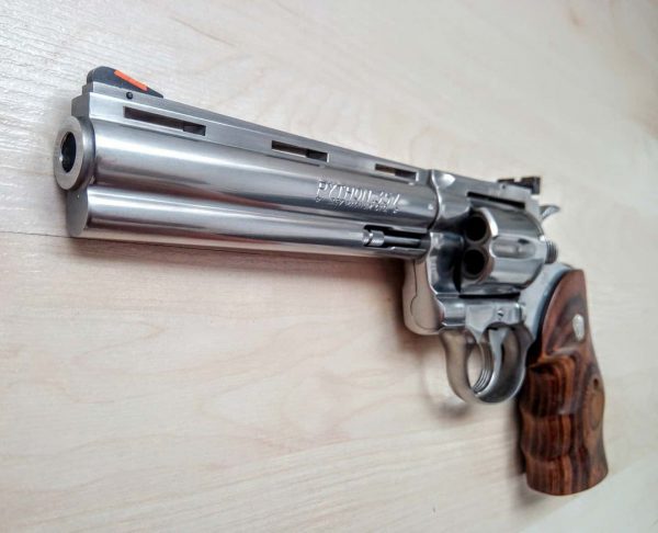 Colt Python .357 Mag 6